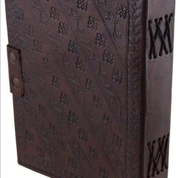 Embossed Leather Blue Stone Journal with Clasp - Picture 3 of 4